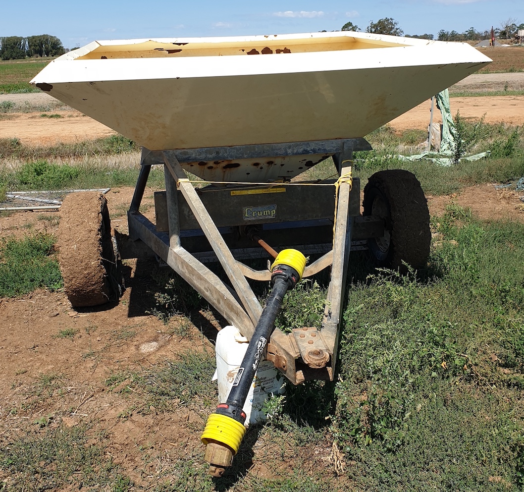 Crump Kurrajong 2000 Trailing Spreader Machinery & Equipment